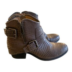 Donald J Pliner | Dalis Western ankle boots brown python embossed leather 6.5